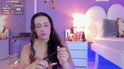 my_aleja_ online show from 11/10/25, 12:59