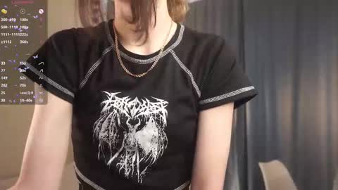 Molly online show from 10/16/25, 07:53