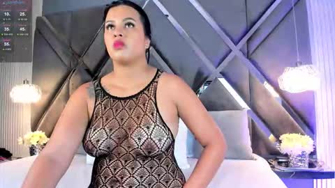 Mariana Evans online show from 09/22/25, 11:34