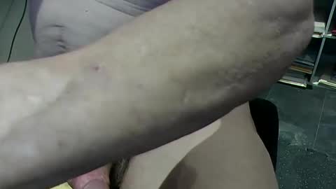 Snapshot of mycanadianhardguy chatting on 01/11/25, 12:40 Top8Incher online show from 01/11/25, 12:40