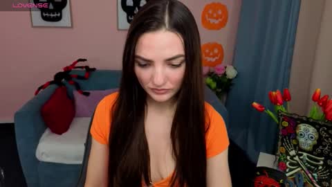 Ella online show from 10/29/25, 09:49