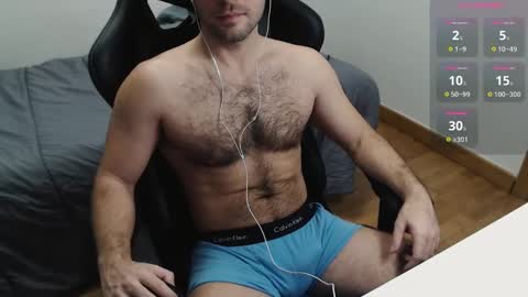 Snapshot of myhairymacho chatting on 01/25/25, 02:58 Juan  OF  myhairymacho online show from 01/25/25, 02:58