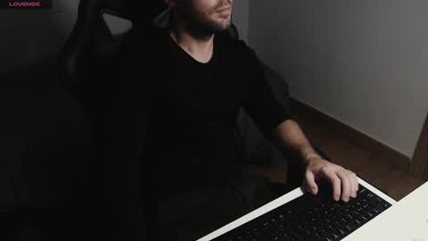 Snapshot of myhairymacho chatting on 03/02/25, 06:30 Juan  OF  myhairymacho online show from 03/02/25, 06:30