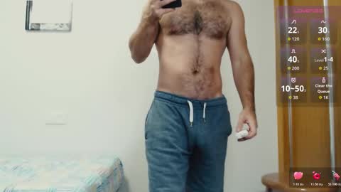 Snapshot of myhairymacho chatting on 10/24/25, 08:00 Juan  OF  myhairymacho online show from 10/24/25, 08:00