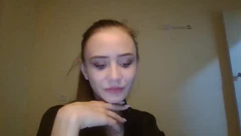 Snapshot of mylittle_flame chatting on 11/23/25, 01:00 mylittle_flame online show from 11/23/25, 01:00