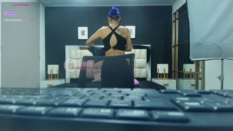 camila online show from 11/07/25, 12:27