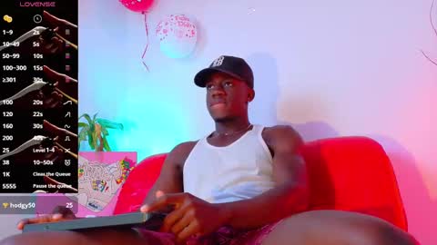 Snapshot of mylowallacee chatting on 02/27/25, 04:21 Mylo Wallace online show from 02/27/25, 04:21