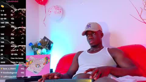 Snapshot of mylowallacee chatting on 03/06/25, 03:13 Mylo Wallace online show from 03/06/25, 03:13