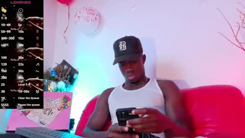 Snapshot of mylowallacee chatting on 03/06/25, 11:09 Mylo Wallace online show from 03/06/25, 11:09