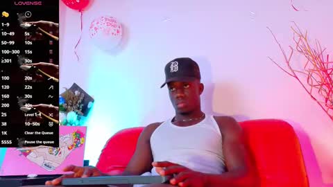 Snapshot of mylowallacee chatting on 03/07/25, 02:15 Mylo Wallace online show from 03/07/25, 02:15