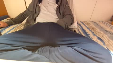 Snapshot of mysecr3tsins chatting on 01/04/25, 07:55 Ben online show from 01/04/25, 07:55