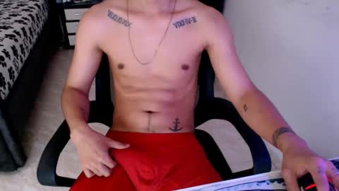 Snapshot of mysteryboy_thin16 chatting on 02/13/25, 08:45 mysteryboy_thin16 online show from 02/13/25, 08:45