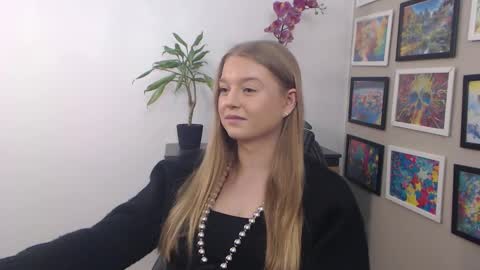 Erica online show from 01/30/25, 08:01