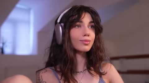 MILLI online show from 10/15/25, 07:41