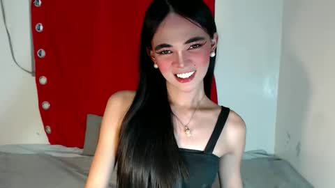 Snapshot of mysticofcum22 chatting on 09/14/25, 04:55 Krestine online show from 09/14/25, 04:55