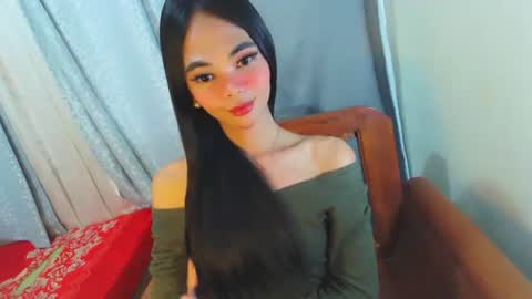 Snapshot of mysticofcum22 chatting on 09/17/25, 05:31 Krestine online show from 09/17/25, 05:31