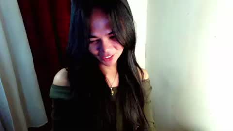 Snapshot of mysticofcum22 chatting on 10/20/25, 05:52 Krestine online show from 10/20/25, 05:52