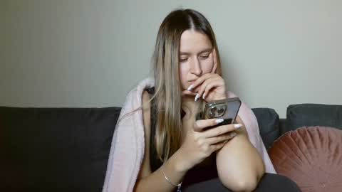 Eva online show from 12/23/24, 06:58