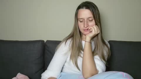 Eva online show from 03/06/25, 09:20