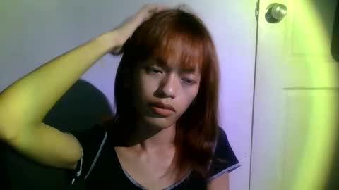 Snapshot of n1raa chatting on 10/20/25, 05:02 nira online show from 10/20/25, 05:02