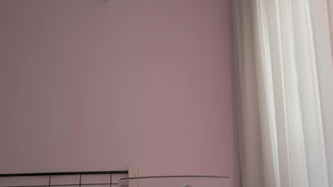 Snapshot of naalani chatting on 09/20/25, 06:14 Naalani online show from 09/20/25, 06:14