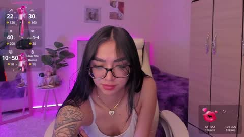 Snapshot of naath_ chatting on 12/02/24, 09:17 anny online show from 12/02/24, 09:17