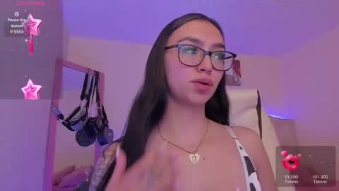 Snapshot of naath_ chatting on 02/18/25, 10:14 anny online show from 02/18/25, 10:14