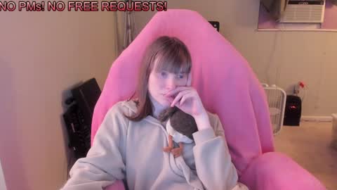 Snapshot of nacmar chatting on 12/31/24, 02:40 Natalie Marlo online show from 12/31/24, 02:40