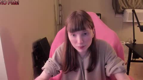 Snapshot of nacmar chatting on 09/15/25, 09:20 Natalie Marlo online show from 09/15/25, 09:20