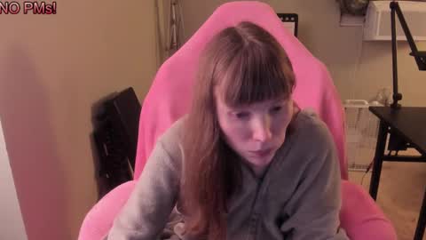 Snapshot of nacmar chatting on 09/24/25, 04:05 Natalie Marlo online show from 09/24/25, 04:05