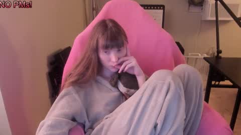 Natalie Marlo online show from 10/08/25, 08:23