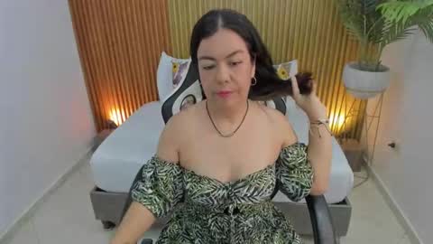 Snapshot of nahia_13 chatting on 03/03/25, 11:55 N A H I A online show from 03/03/25, 11:55