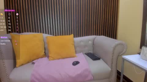 Snapshot of nahiajhonson_ chatting on 02/12/25, 04:11 Nahia online show from 02/12/25, 04:11