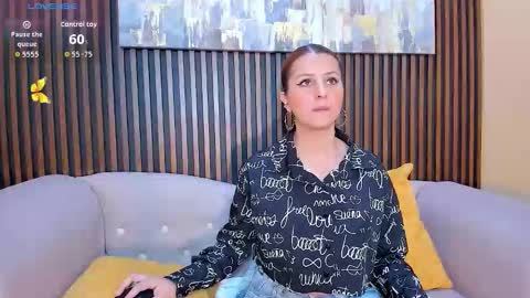 Snapshot of nahiajhonson_ chatting on 10/24/25, 01:18 Nahia online show from 10/24/25, 01:18