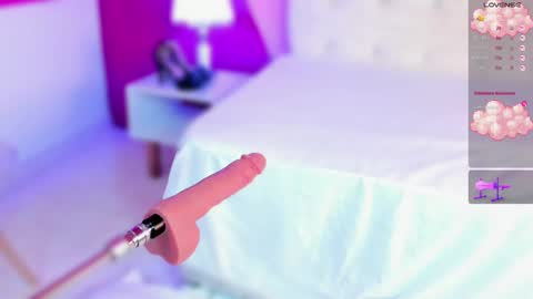 Nahomy Roberts online show from 01/11/25, 12:50