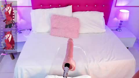 Nahomy Roberts online show from 03/03/25, 06:22