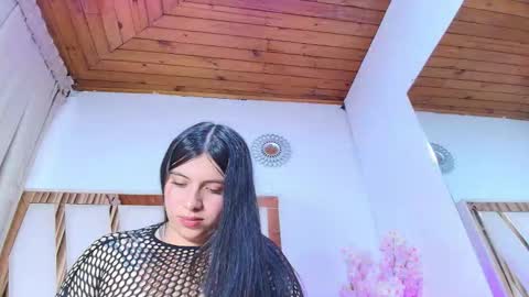 Naia x online show from 11/15/25, 10:15