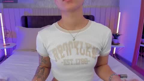 Naisha Ford online show from 11/05/25, 02:33