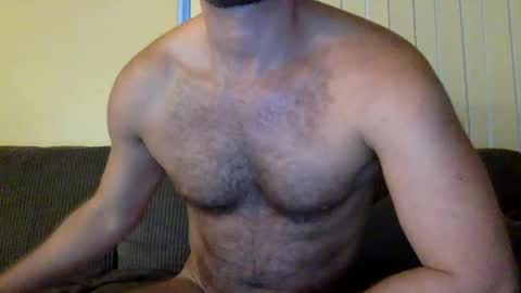 Snapshot of naked_dude25 chatting on 02/11/25, 08:26 naked_dude25 online show from 02/11/25, 08:26