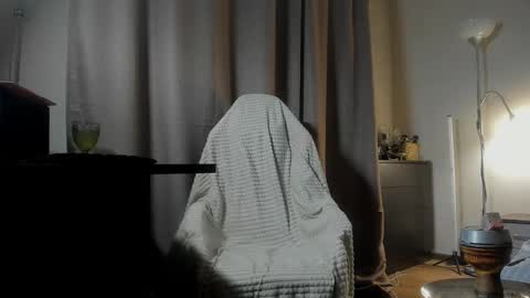 Snapshot of naked_psychologist chatting on 12/27/24, 04:54 Asy no face online show from 12/27/24, 04:54