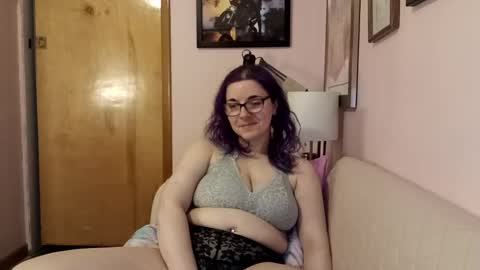 Lizzy online show from 01/20/25, 09:13