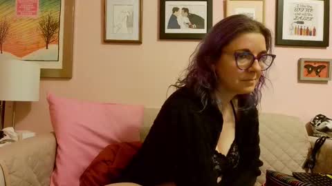 Lizzy online show from 03/08/25, 05:38