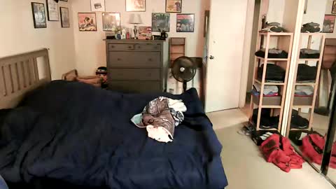 Snapshot of nakedmonkey chatting on 11/02/25, 11:29 nakedmonkey online show from 11/02/25, 11:29