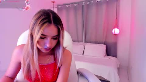 Snapshot of nallahh_ chatting on 11/05/25, 04:45 Nallah online show from 11/05/25, 04:45