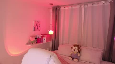 Snapshot of nallahh_ chatting on 11/07/25, 03:39 Nallah online show from 11/07/25, 03:39