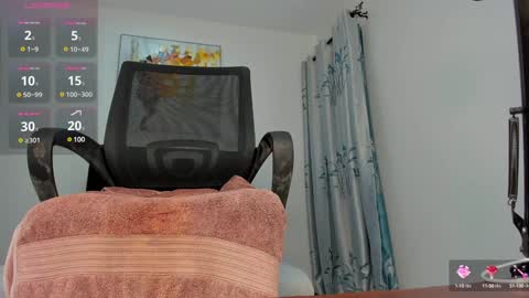 Snapshot of namelesss_xxx chatting on 12/06/24, 03:33 pervert online show from 12/06/24, 03:33