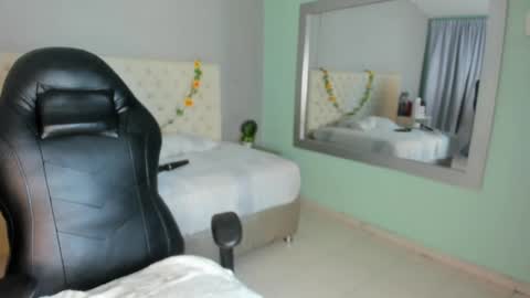 Snapshot of nami_sam chatting on 03/07/25, 03:18 nami_sam online show from 03/07/25, 03:18