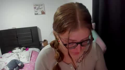 Nami online show from 11/01/25, 02:57