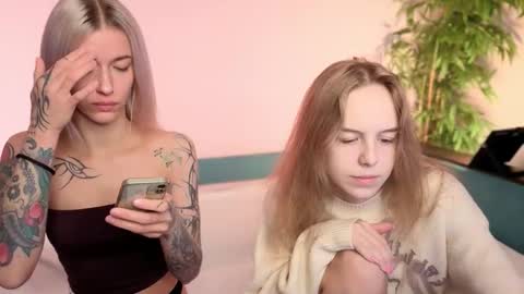 Maeve online show from 10/06/25, 08:56