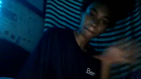 Snapshot of nanaonn chatting on 11/19/25, 07:41 nanaonn online show from 11/19/25, 07:41